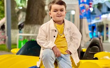 Местный «Хасбик» Эрали Бойкобилов впервые показал свою маму – видео