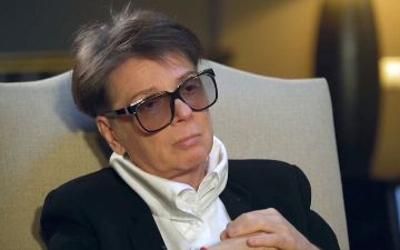 Российского дизайнера Валентина Юдашкина отстранили от Недели моды в Париже