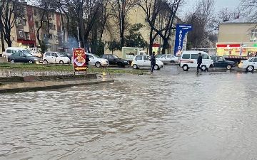 В хокимияте Ташкента назвали причину затопления улиц