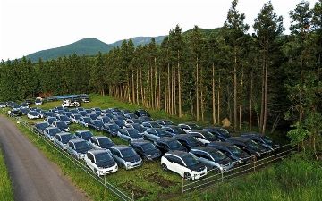 Посмотрите на кладбище автомобилей BMW