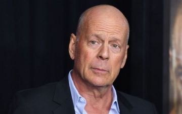 Голливудский актер Брюс Уиллис завершает карьеру из-за деменции
