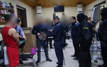 В десяти спортивных залах Самарканда нелегально продавали протеин