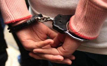 В Навои женщина облила другую женщину раскаленным маслом 