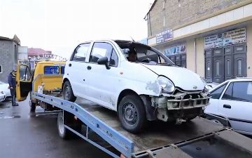 В Намангане парень без прав сбил на отцовской машине сотрудника ДПС