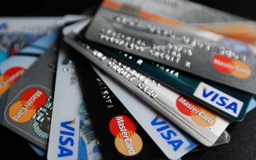 Россиянам предлагают тур в Узбекистан для оформления Visa и Mastercard