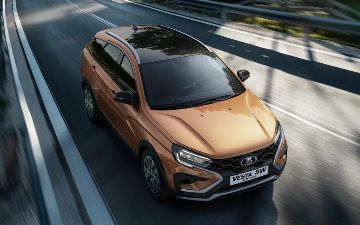 В сети появились фотографии нового универсала Lada Vesta 2022 года