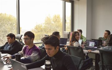 Выгодная рассрочка без предоплаты, кешбэки и беспроцентные переводы: 3 главных преимущества продуктов Алифа