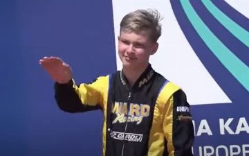 Российскому автогонщику грозит пожизненный бан за зигу — видео