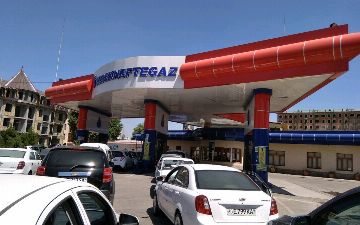 Что будет, если залить бензин в машину с заведенным двигателем?