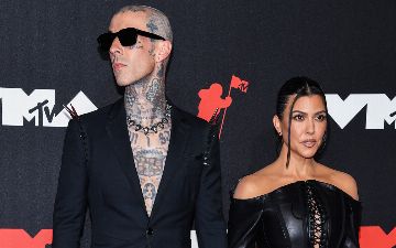 Кортни Кардашьян призналась, что не может забеременеть от Трэвиса Баркера