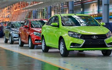 «АВТОВАЗ» соберет больше тысячи LADA Vesta за неделю, несмотря на кризис