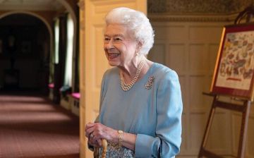 Пользователи в сети обеспокоены состоянием Елизаветы II