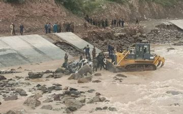 В Сурхандарье нашли тела двух граждан, унесенных селем 