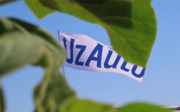 UzAuto озеленяет Арнасайскую заповедную зону