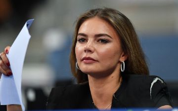 Алина Кабаева попала под санкции Великобритании