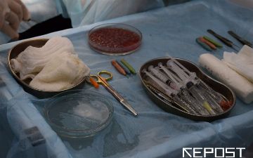 В Андижане врачи забыли в животе роженицы салфетку, которую вытащили почти через год