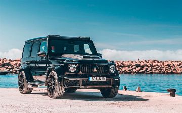 Brabus презентовал мощнейший внедорожник G-Class Superblack