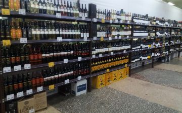 В Узбекистане вырастут цены на алкоголь, табак и бензин