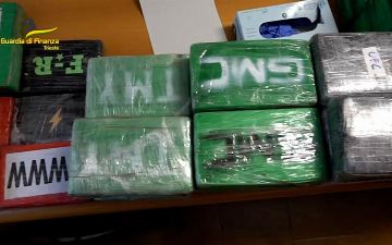 Итальянцы изъяли у колумбийского наркокартеля четыре тонны кокаина