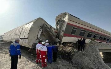 Шавкат Мирзиёев направил соболезнования президенту Ирана в связи с крушением поезда