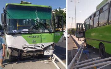 В Ташкенте пассажирский автобус влетел в фонарный столб
