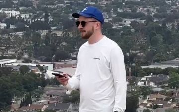 Фанаты группы Weezer могут послушать их новую песню до релиза — нужно всего лишь стать «человеческой пластинкой»