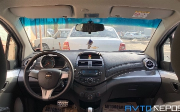 Почему передняя панель автомобиля называется «торпедка»?