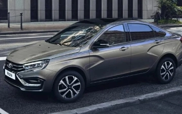 В Москве впервые сфотографировали обновленную LADA Vesta