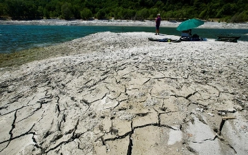В некоторых странах Европы из-за засухи объявлен «красный» уровень угрозы