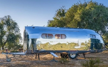 В сети показали первый автодом, который является и зарядкой для электромобилей