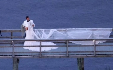 Появились первые фотографии с официальной свадьбы Дженнифер Лопес и Бена Аффлека