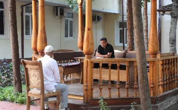 Пользователи не оценили «трон» хокима Андижанского района — фото