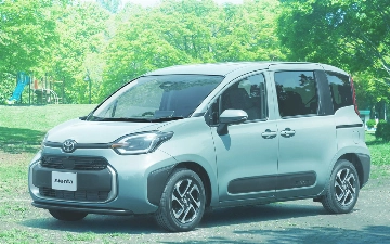 Toyota запустила новую Sienta