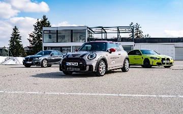 У машин BMW и MINI будут «веганские» интерьеры