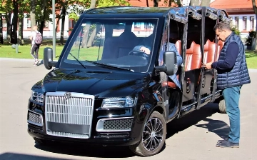 Aurus собрал парковый электромобиль с дизайном модели Senat