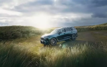 Alpina презентовала очень мощную и дорогую BMW XB7 
