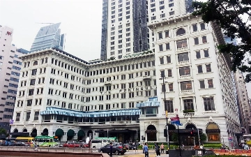 Гонконг отменяет обязательный карантин для въезжающих