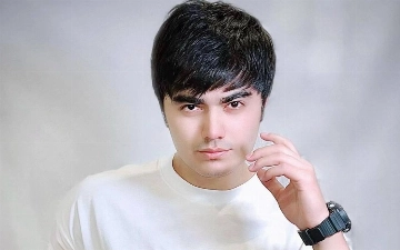 Актер Шахзод Султанов нокаутировал бойца ММА — видео