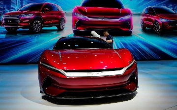 BYD продал больше электрокаров, чем Tesla