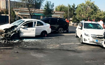 В Ташкенте водитель Nexia-3 устроил массовое ДТП, выехав на встречку