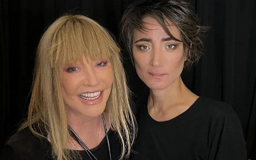 «Мы обе певицы нашей страны»: Земфира встретилась с Аллой Пугачевой на концерте