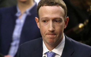 Цукерберг потерял за год $100 млрд