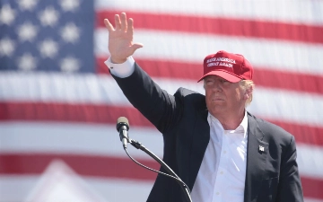 Трамп подал заявку на участие в президентских выборах США 