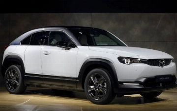 Mazda анонсировала кроссовер MX-30 R-EV с роторным двигателем