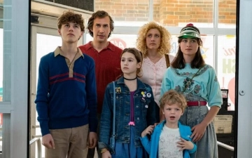 Вышел трейлер сатирического драмеди «Белый шум» с Адамом Драйвером