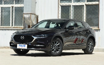 Mazda объявила о старте продаж обновленного купе-кроссовера CX-4