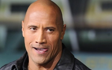 Дуэйн Джонсон пришел в магазин, где он каждый день воровал в детстве