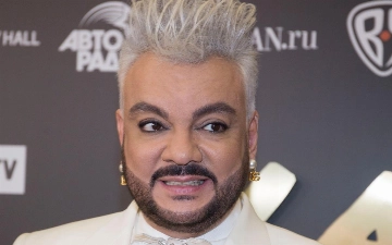 На Филиппа Киркорова нагадил символ 2023 года — кролик