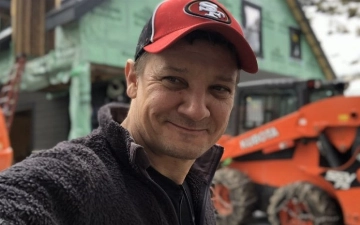 Актеру «Соколиного глаза» потребуется несколько операций после аварии