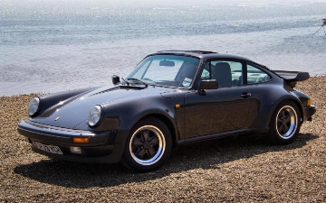 Porsche хочет выпустить спецверсию модели 911 в стиле 70-х годов